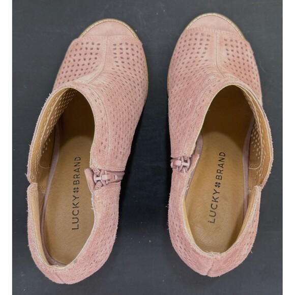 Lucky Brand Wedge Bootie Lilac Suede 8.5 Boho Pierced Peep Toe Jazley Ankle Boot - Picture 4 of 6